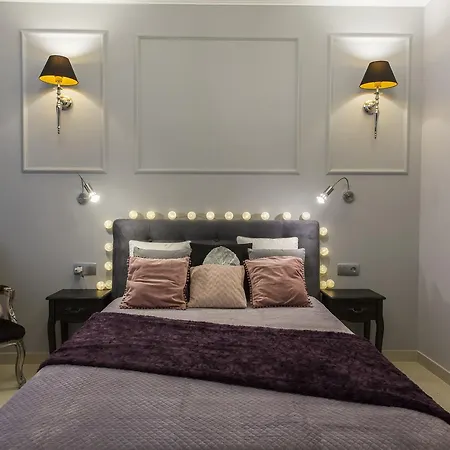 Charisma Apartment *